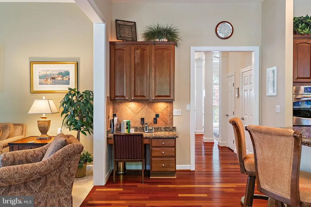 216 Bowen Ct, Annapolis, MD 21401
