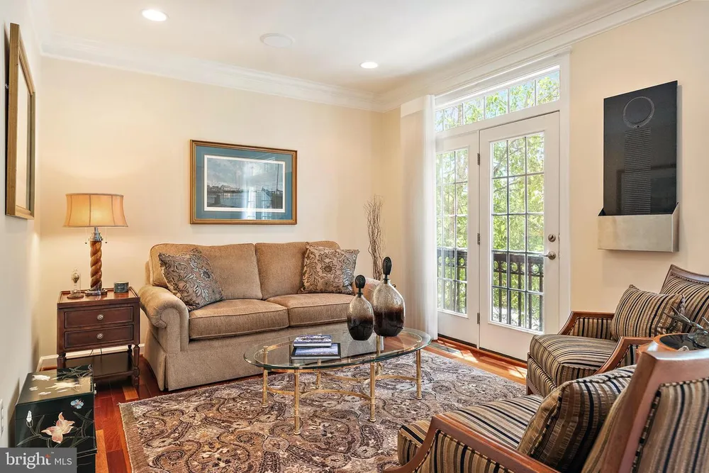 216 Bowen Ct, Annapolis, MD 21401