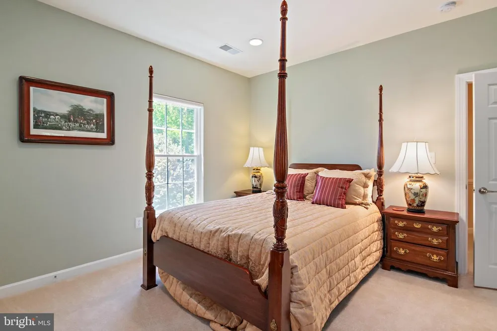 216 Bowen Ct, Annapolis, MD 21401