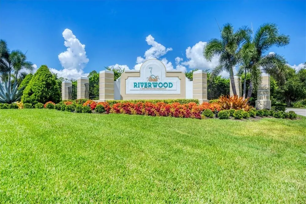 3175 Village Ln, Port Charlotte, FL 33953