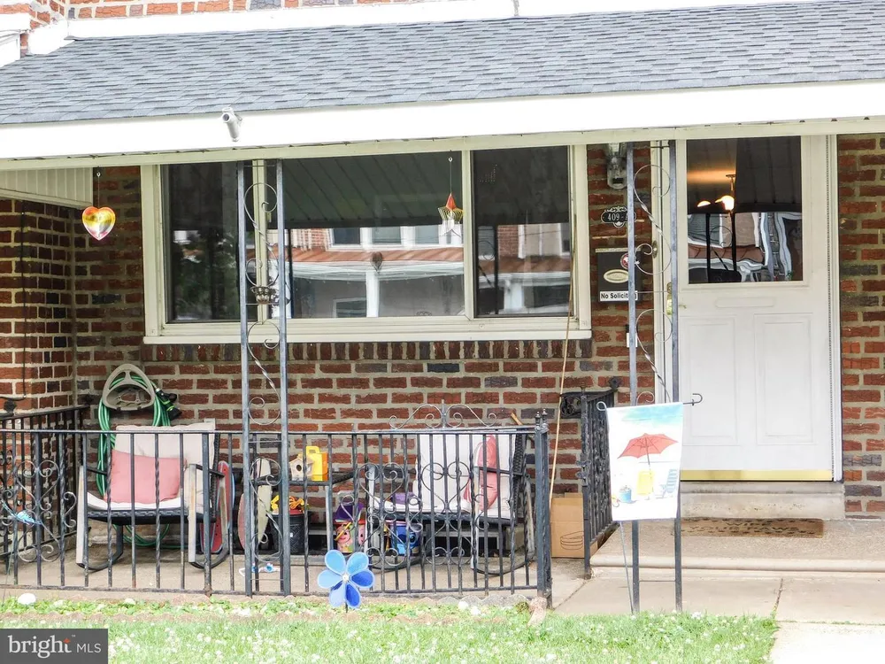 409 Seville St, Philadelphia, PA 19128