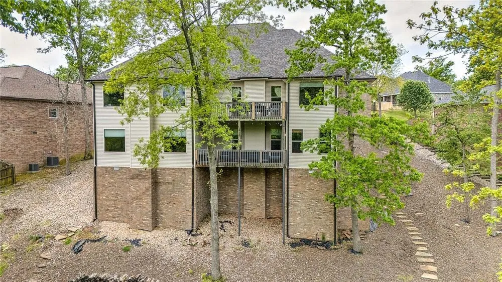 1502 NE BLUFF SPRING AVE, Bentonville, AR 72712