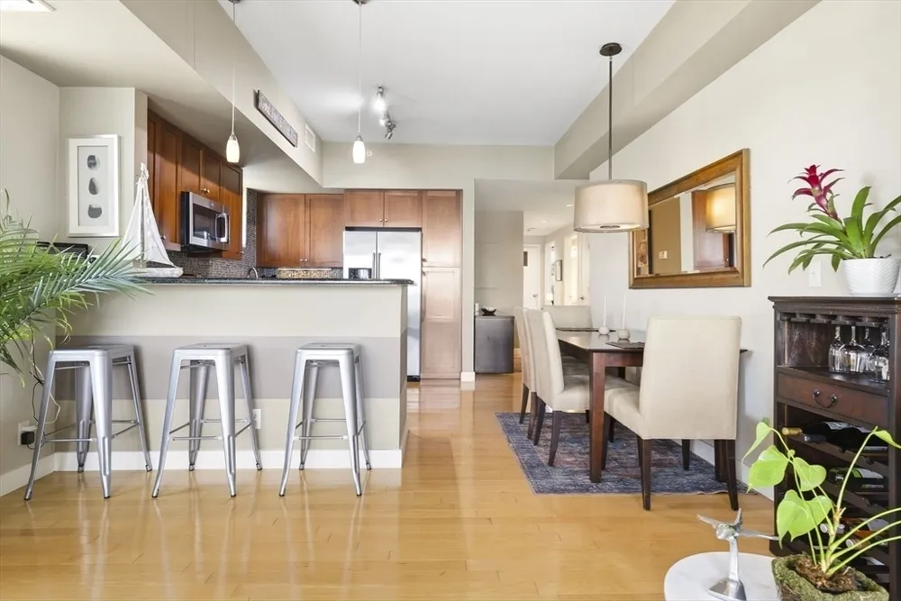 550 Pleasant St, Winthrop, MA 02152
