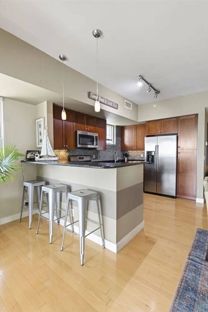 550 Pleasant St, Winthrop, MA 02152