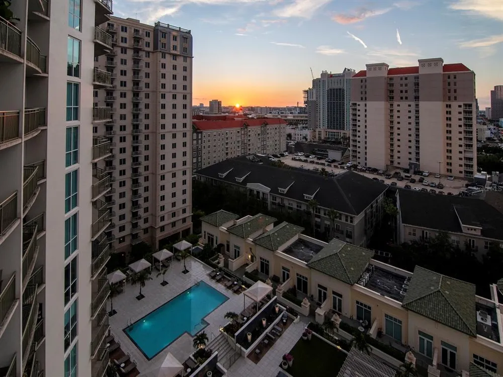 450 Knights Run Ave, Tampa, FL 33602