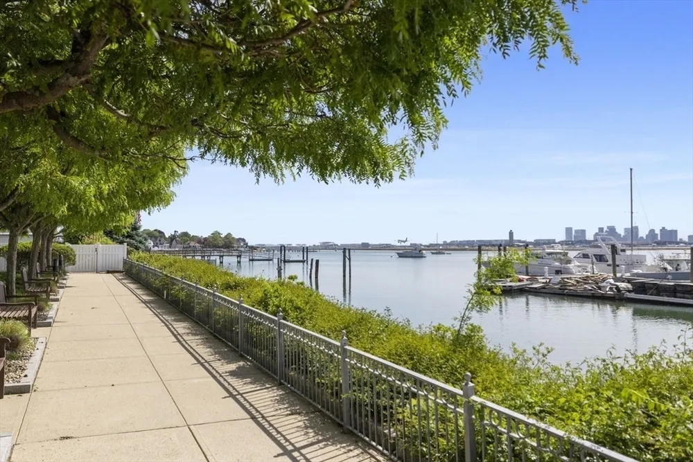 550 Pleasant St, Winthrop, MA 02152