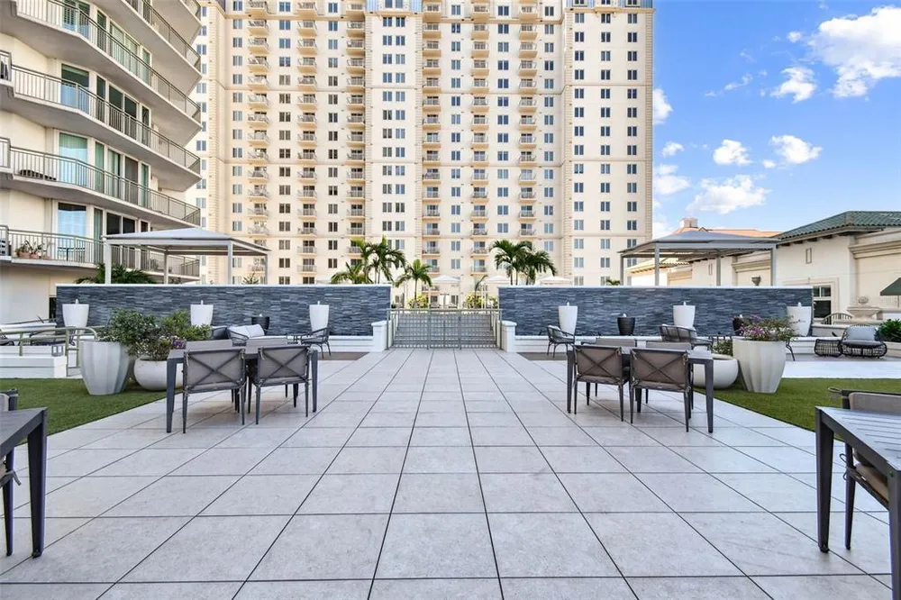 450 Knights Run Ave, Tampa, FL 33602