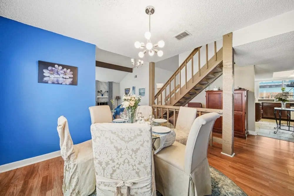 7642 Candlegreen Ln, Houston, TX 77071