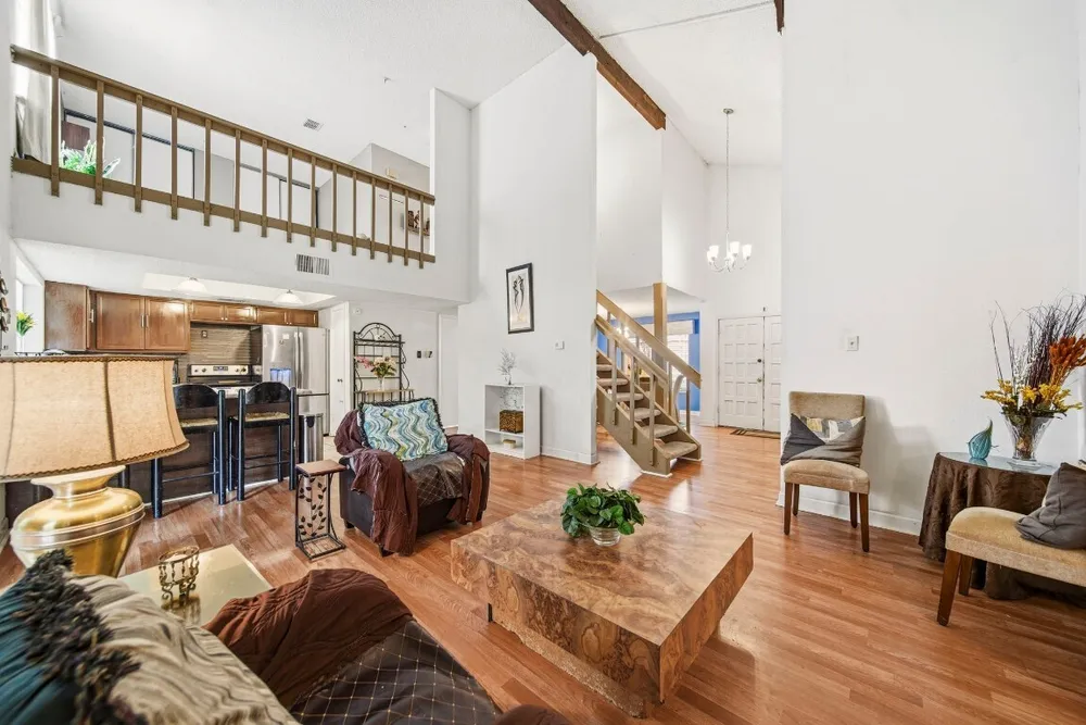 7642 Candlegreen Ln, Houston, TX 77071