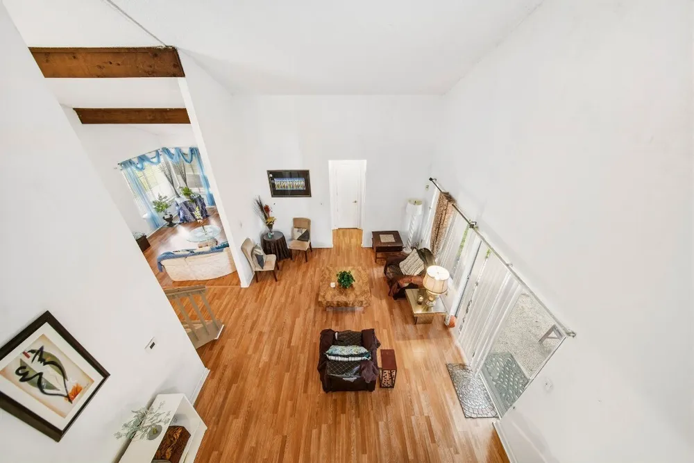 7642 Candlegreen Ln, Houston, TX 77071