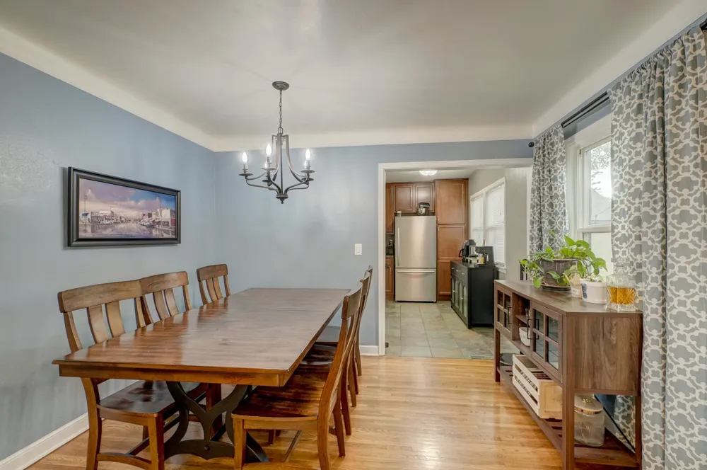 1742 Nevada Ave E, Saint Paul, MN 55106