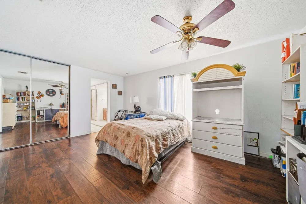 7642 Candlegreen Ln, Houston, TX 77071