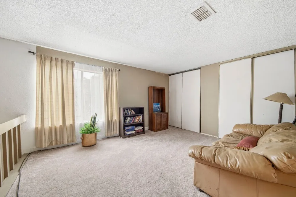 7642 Candlegreen Ln, Houston, TX 77071