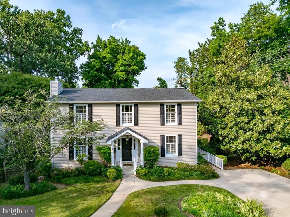 2 Tolson St, Annapolis, MD 21401