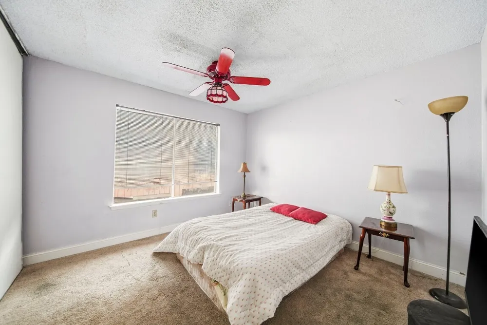 7642 Candlegreen Ln, Houston, TX 77071