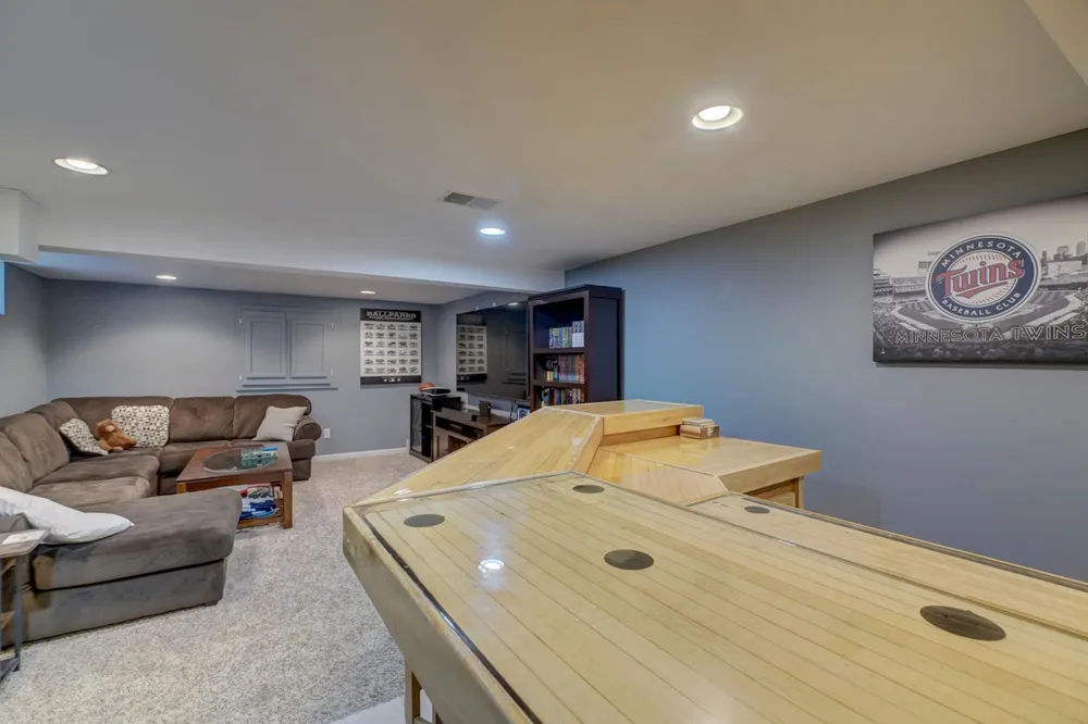 1742 Nevada Ave E, Saint Paul, MN 55106