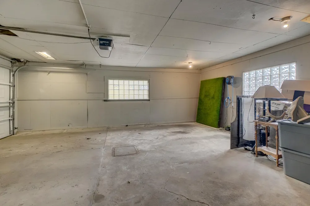 1742 Nevada Ave E, Saint Paul, MN 55106