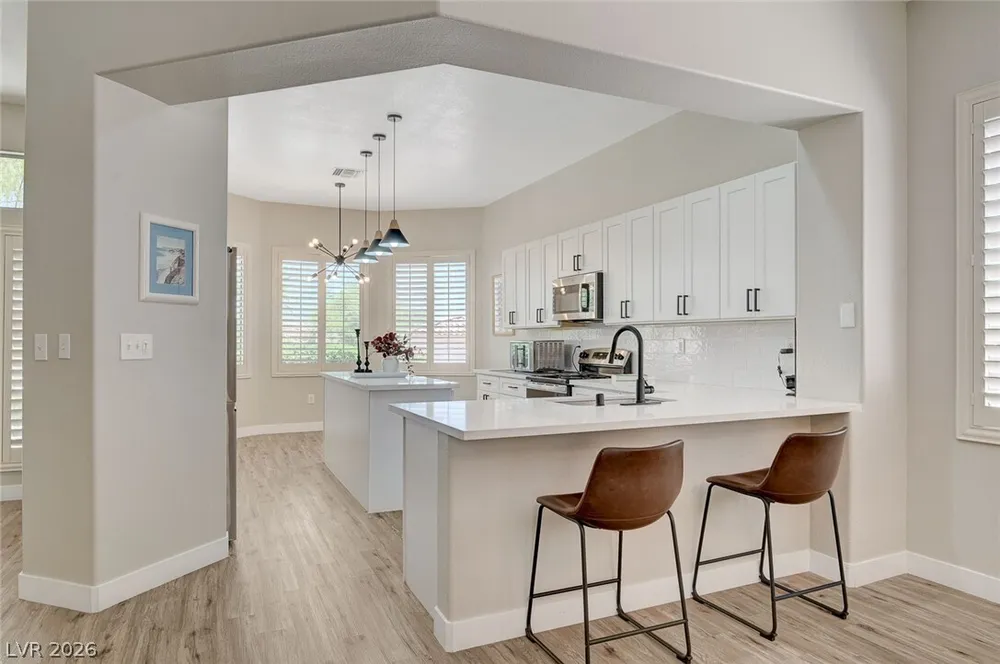 10613 Spring Garden Ct, Las Vegas, NV 89134