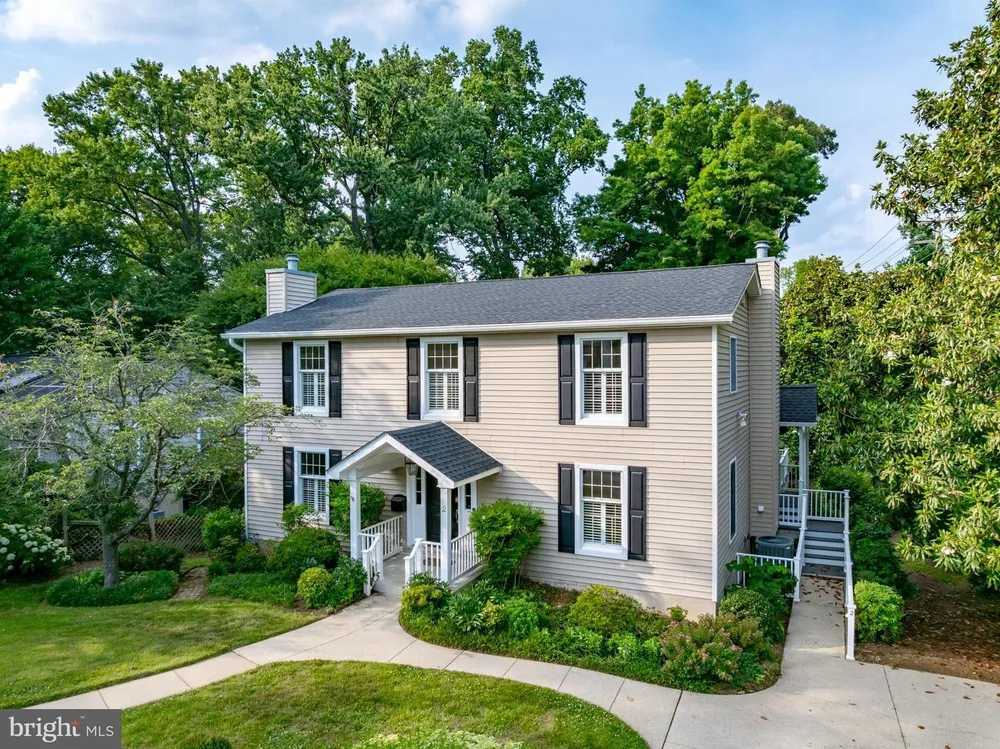 2 Tolson St, Annapolis, MD 21401