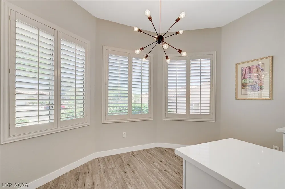 10613 Spring Garden Ct, Las Vegas, NV 89134