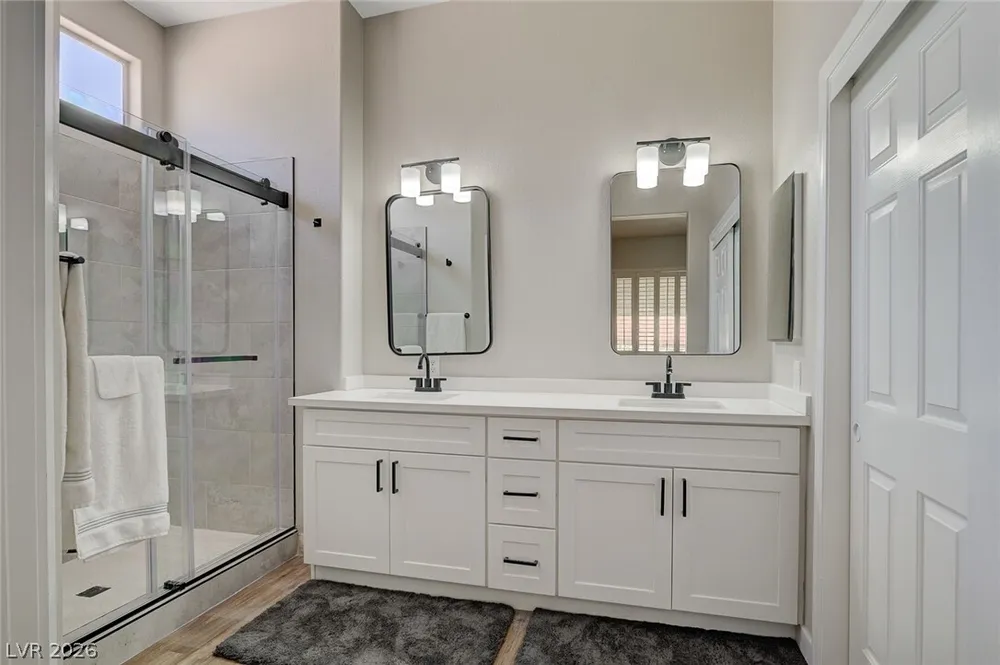 10613 Spring Garden Ct, Las Vegas, NV 89134