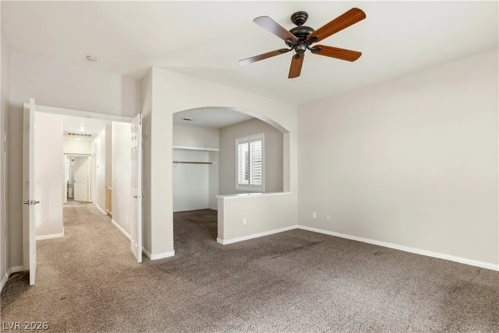 2221 Juniper Berry Dr, Las Vegas, NV 89134