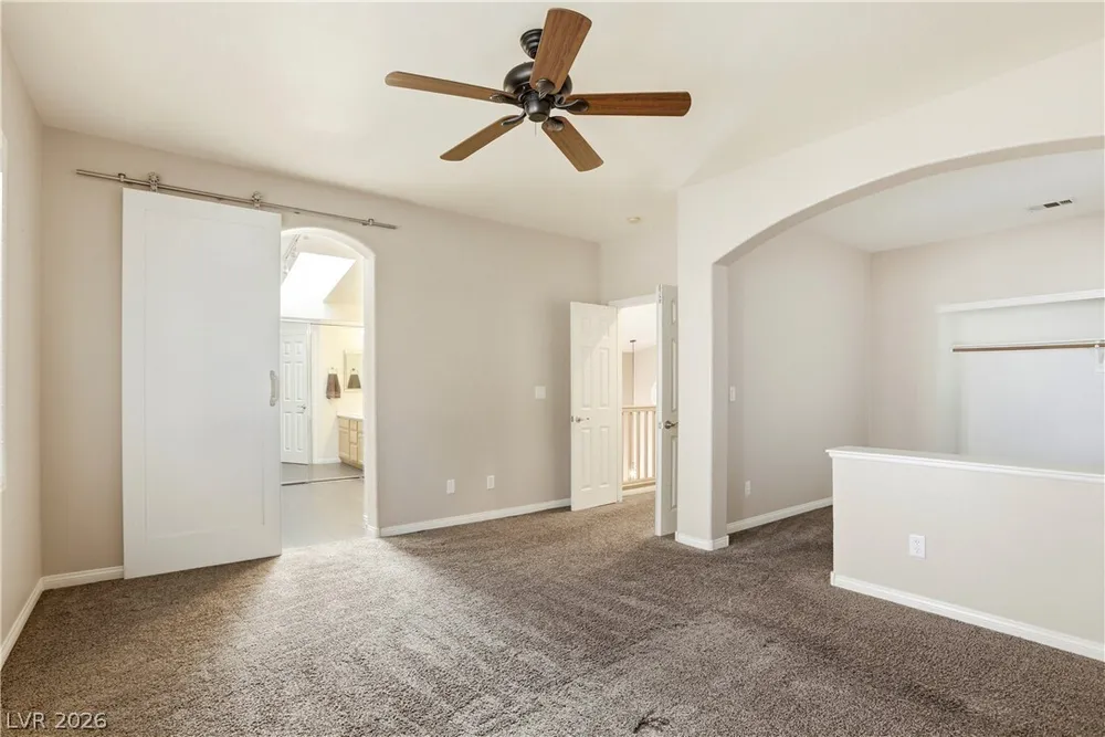 2221 Juniper Berry Dr, Las Vegas, NV 89134