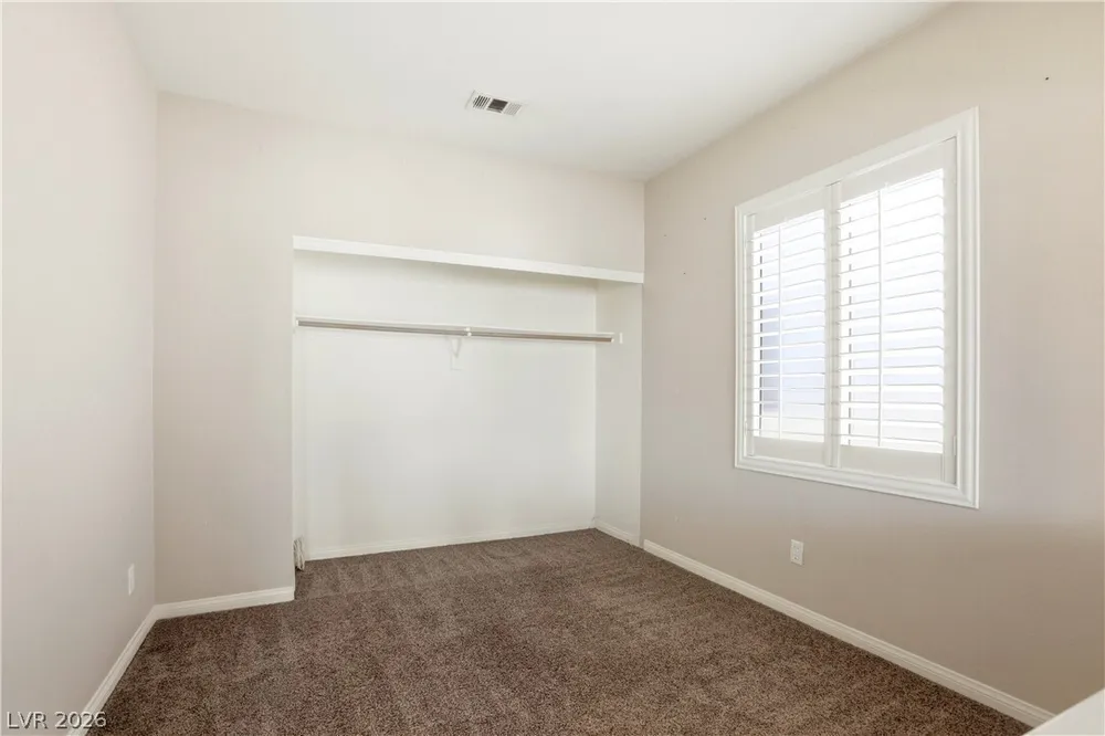 2221 Juniper Berry Dr, Las Vegas, NV 89134