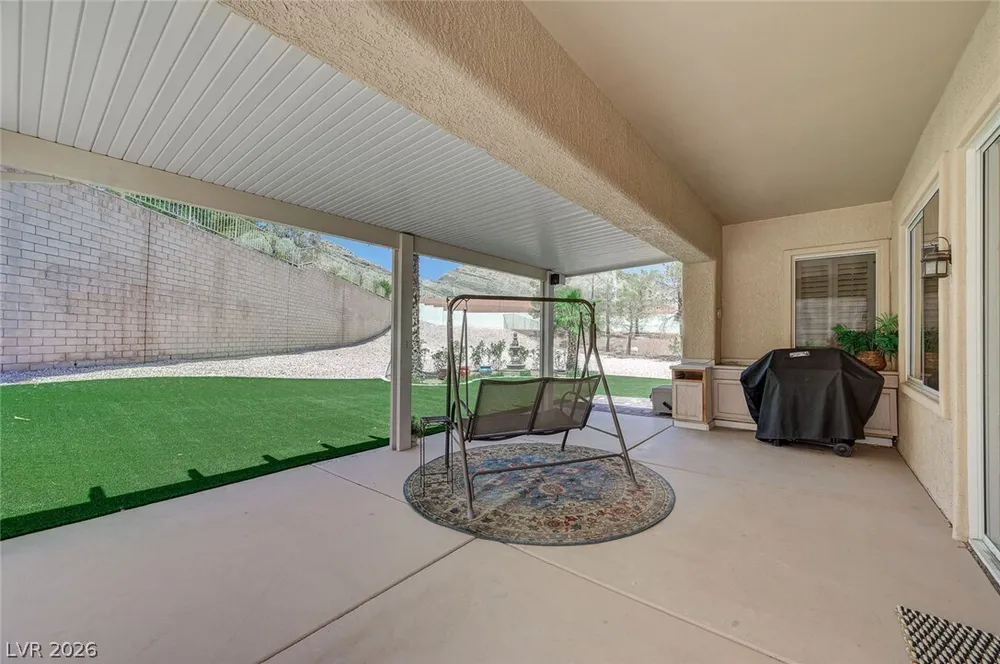 10613 Spring Garden Ct, Las Vegas, NV 89134