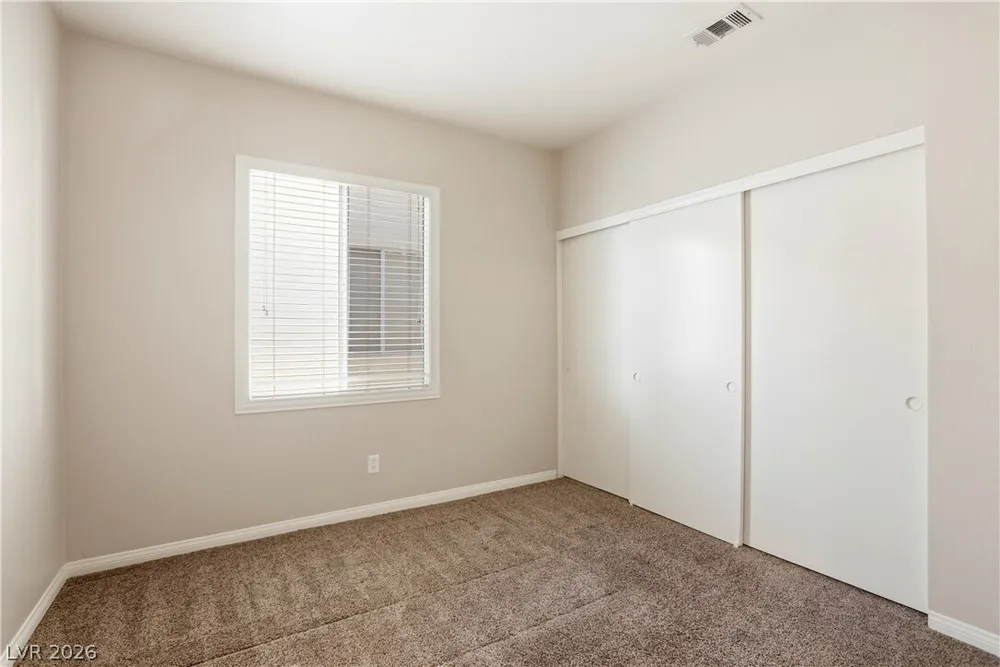 2221 Juniper Berry Dr, Las Vegas, NV 89134