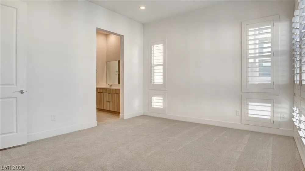 642 Grey Saker St, Las Vegas, NV 89138