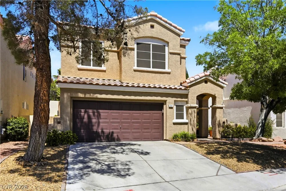 2221 Juniper Berry Dr, Las Vegas, NV 89134