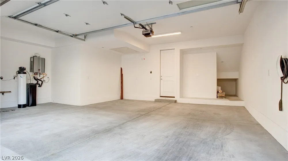 642 Grey Saker St, Las Vegas, NV 89138