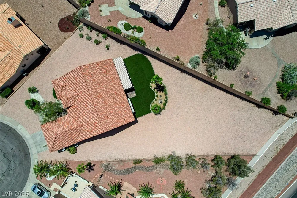10613 Spring Garden Ct, Las Vegas, NV 89134