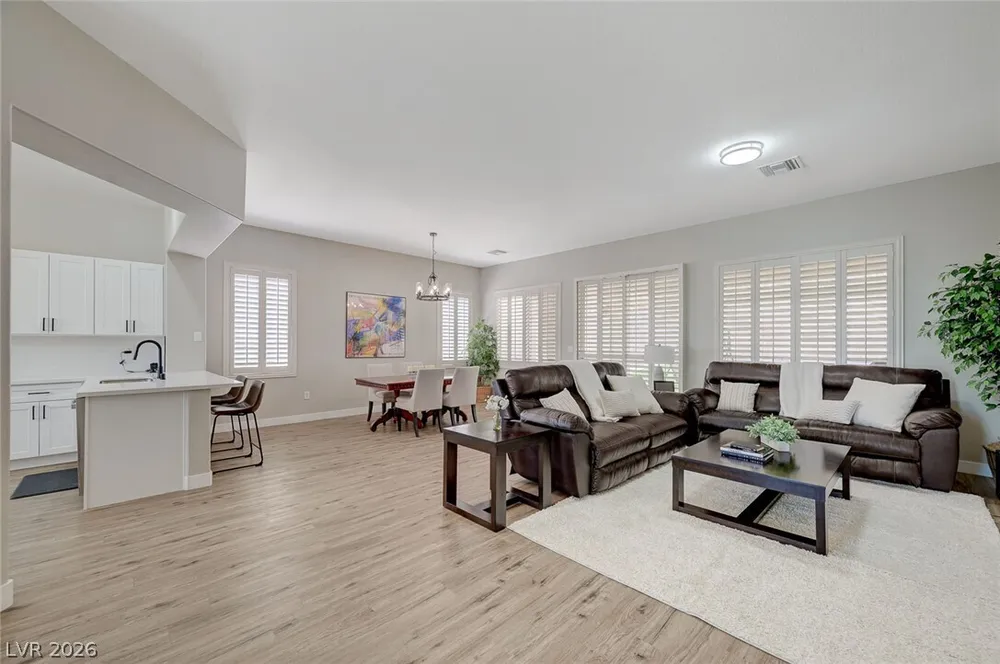 10613 Spring Garden Ct, Las Vegas, NV 89134