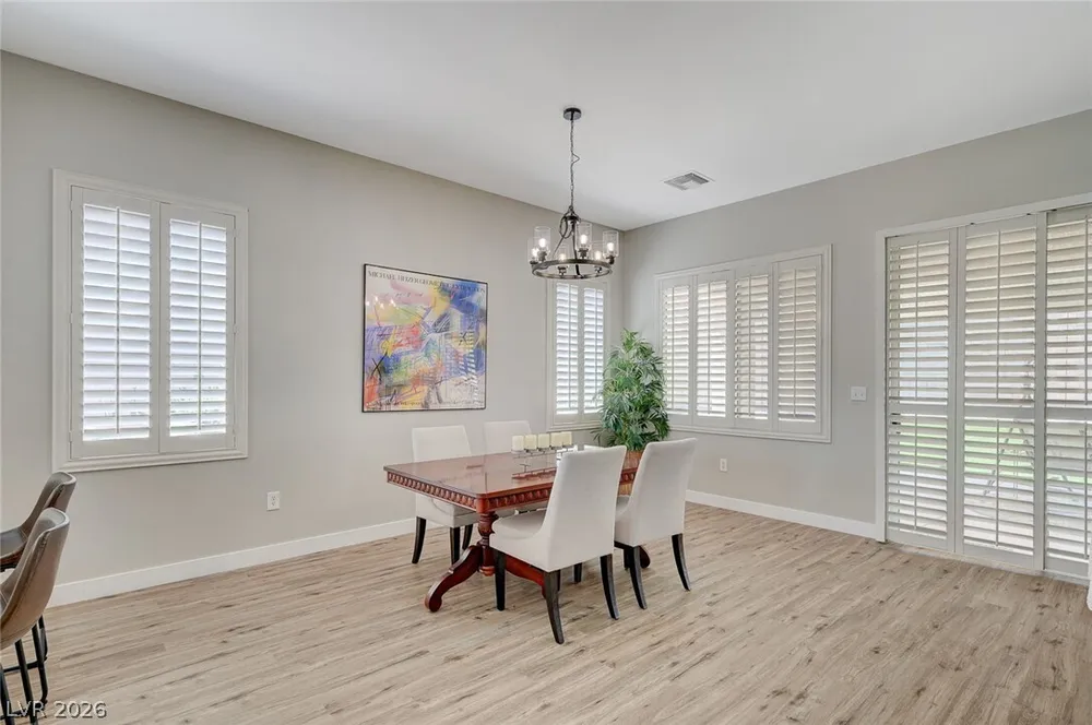 10613 Spring Garden Ct, Las Vegas, NV 89134