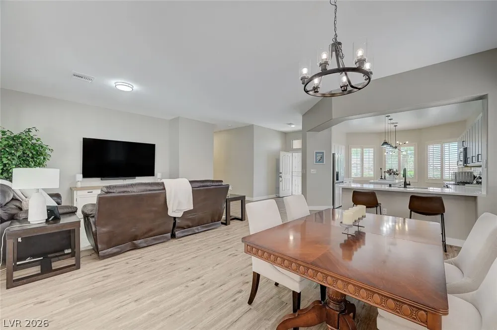 10613 Spring Garden Ct, Las Vegas, NV 89134
