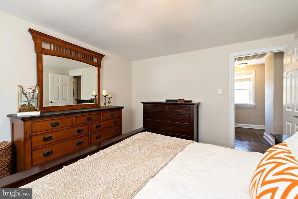 112 Virginia Ave, Haddon, NJ 08108