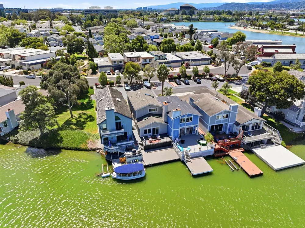 1259 Shoal Dr, San Mateo, CA 94404