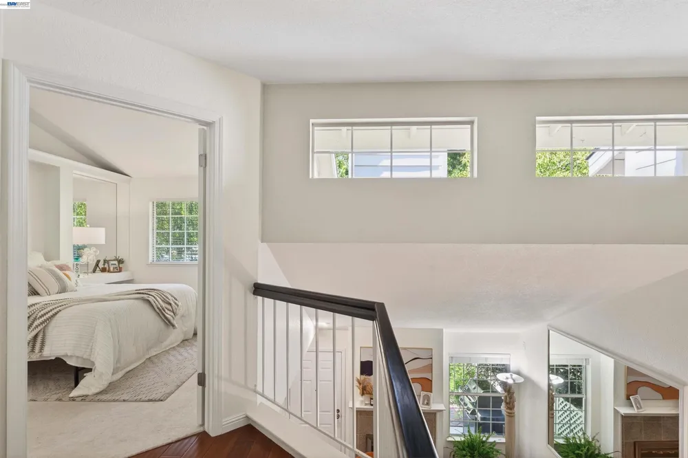 7483 Stonedale Dr, Pleasanton, CA 94588