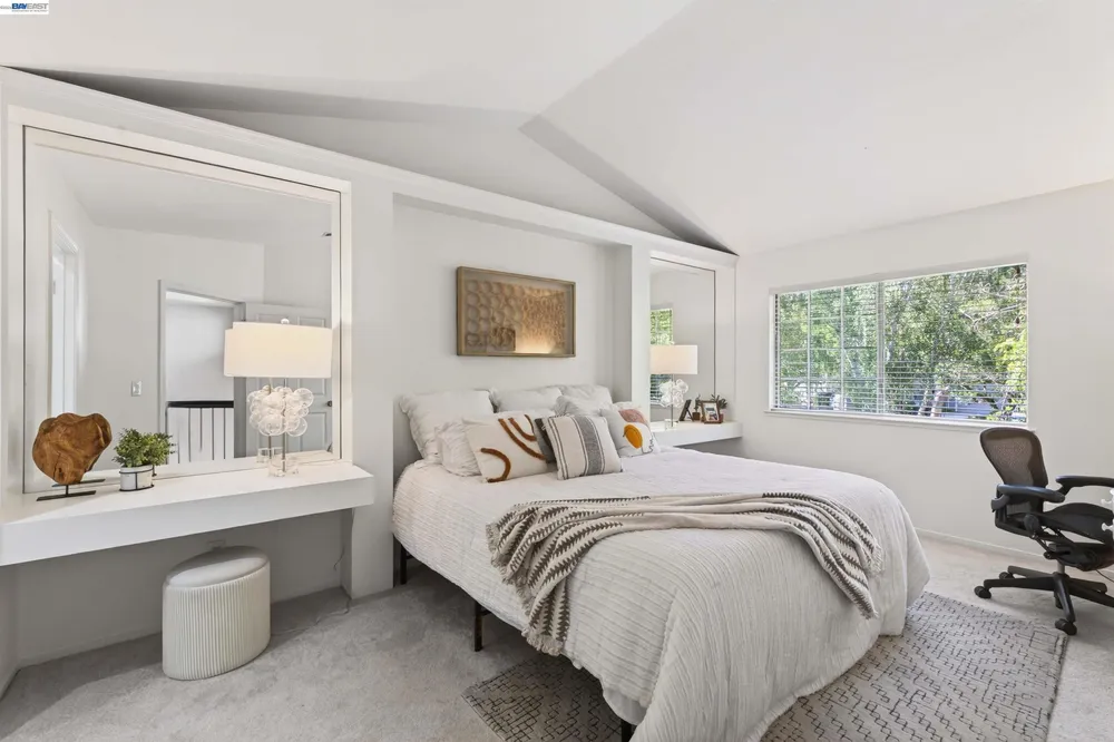 7483 Stonedale Dr, Pleasanton, CA 94588