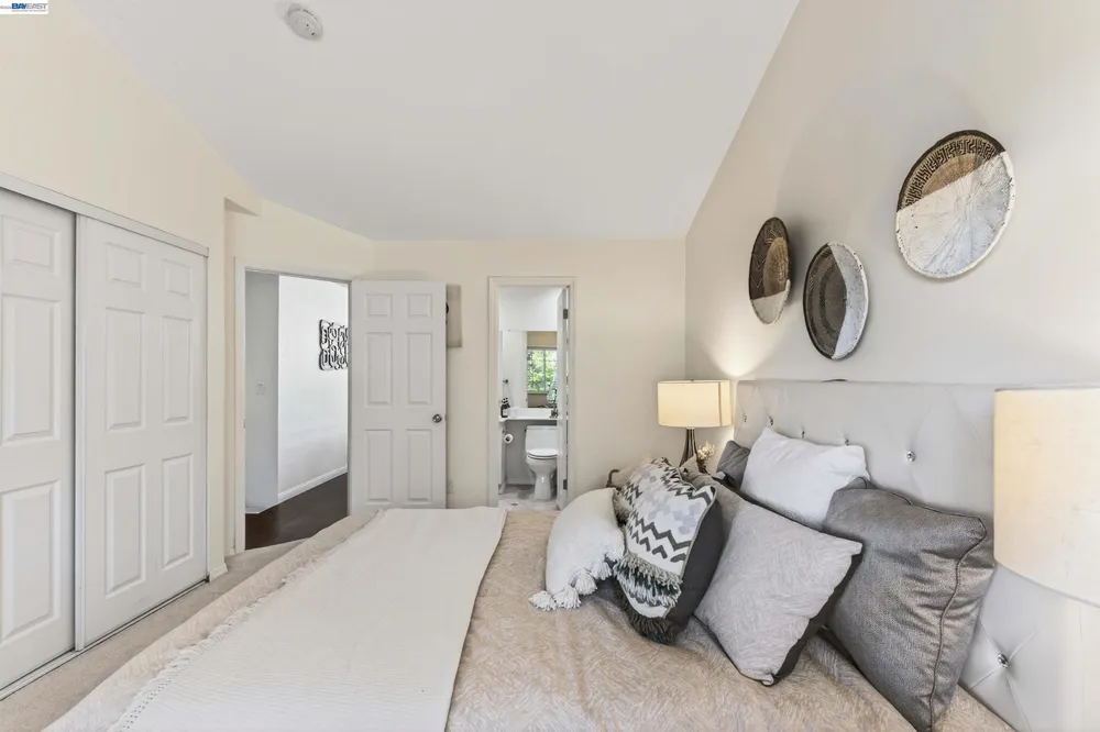 7483 Stonedale Dr, Pleasanton, CA 94588