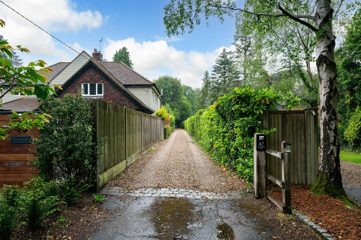 Hempstead Lane, Potten End, Hertfordshire, HP4 2RZ