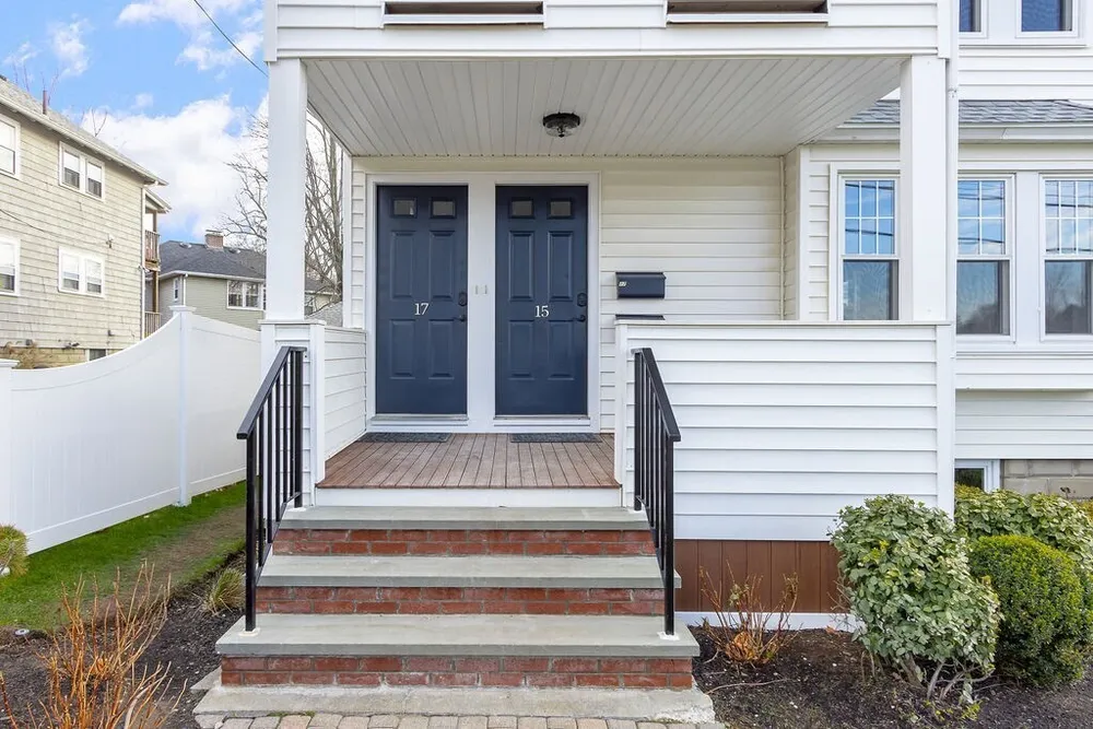 15 George St, Watertown, MA 02472