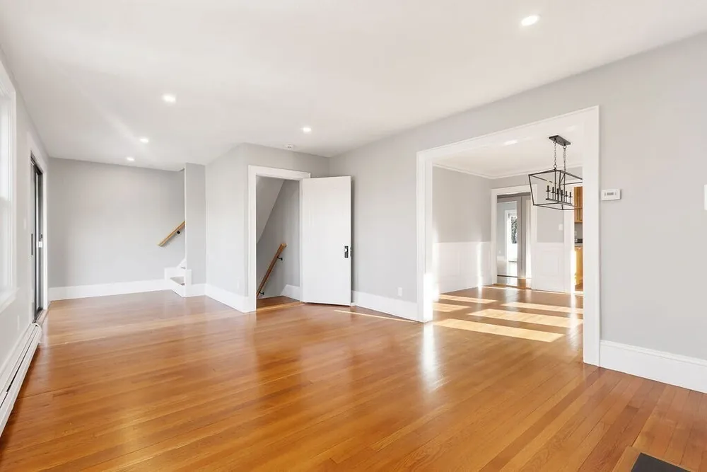 15 George St, Watertown, MA 02472