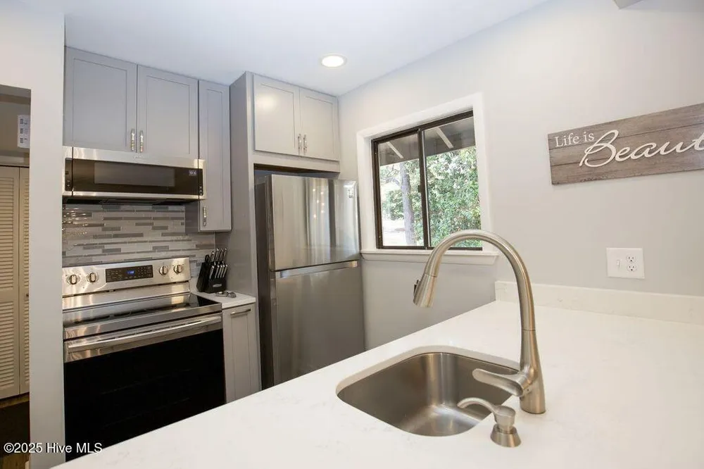250 Sugar Gum Ln, Pinehurst, NC 28374