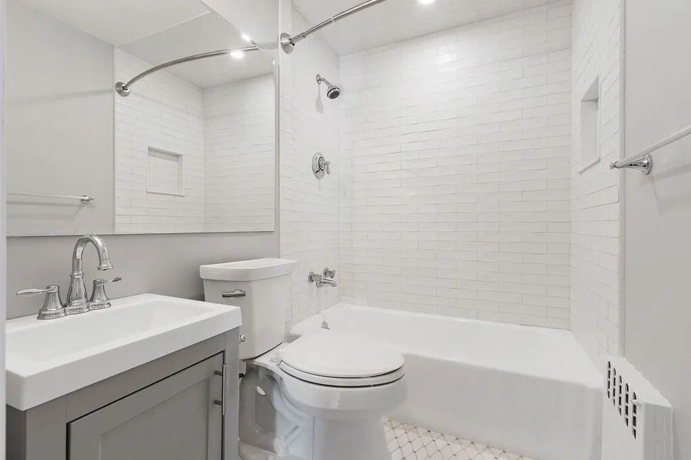 15 George St, Watertown, MA 02472