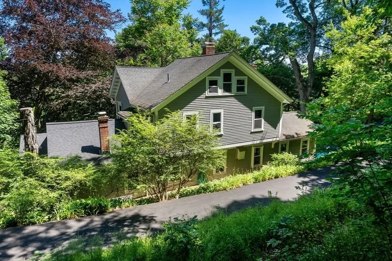 1 Hay Rd, Belmont, MA 02478
