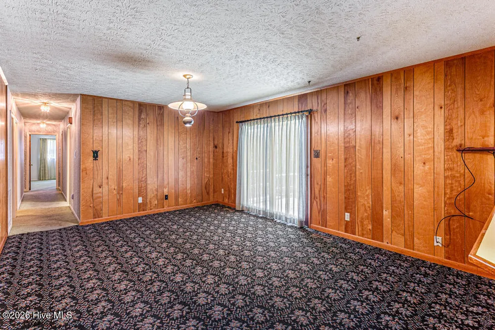 325 Lupin Pl, Southern Pines, NC 28387