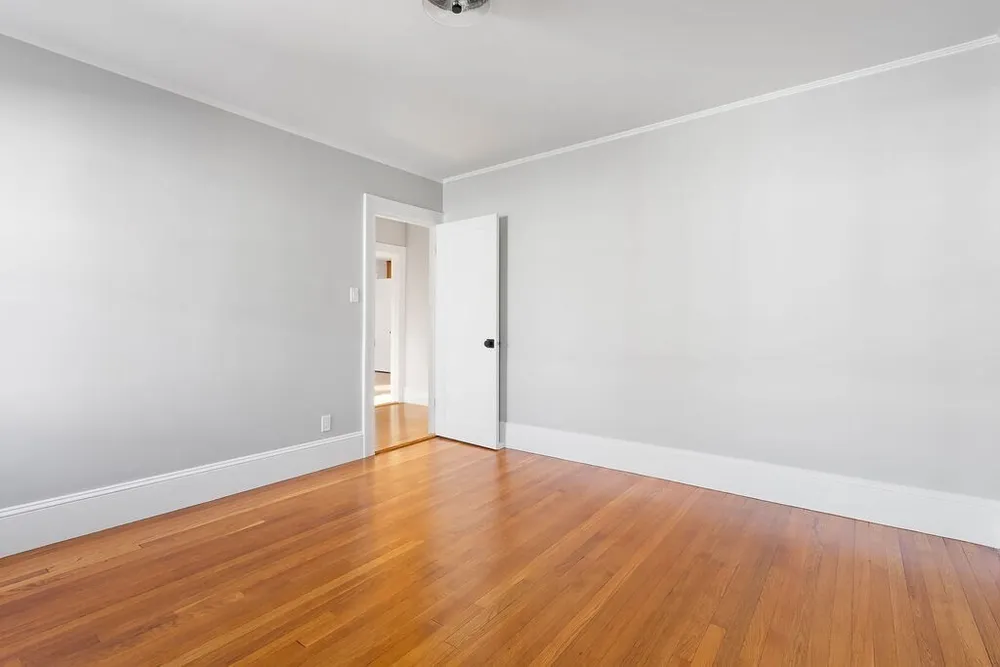 15 George St, Watertown, MA 02472